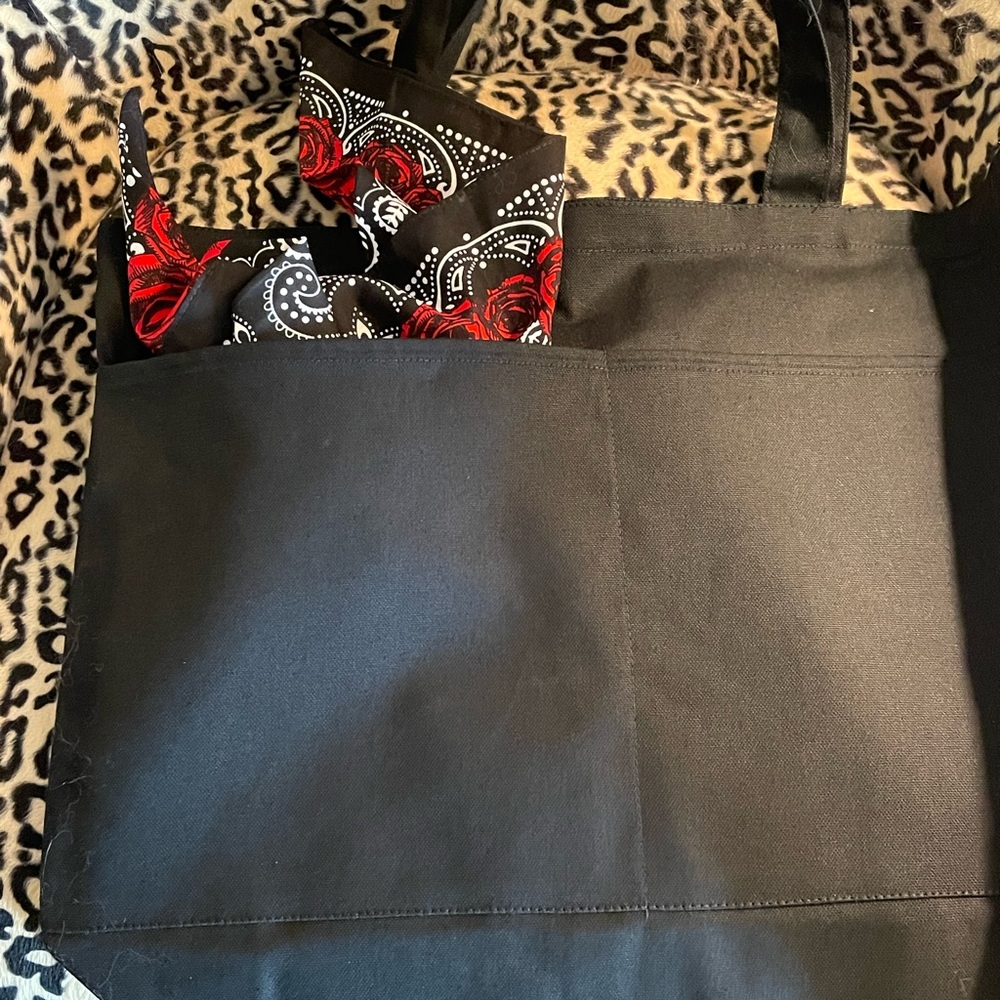 Black & White Extra Large TOTE BAG - Picture 2 of 5
